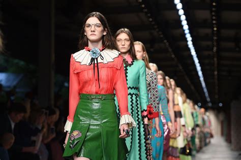 fashion week 2019 milano gucci scarpe|gucci fashion show dresses.